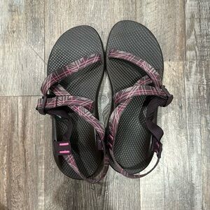 Women’s CHACO brand all sport sandal with arch support (size 11)